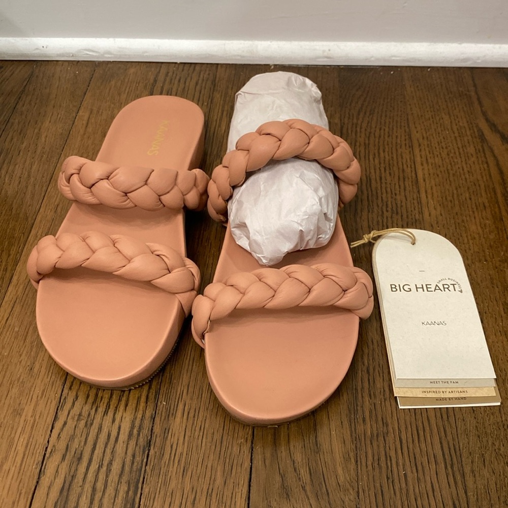 KAANAS BRAND NEW